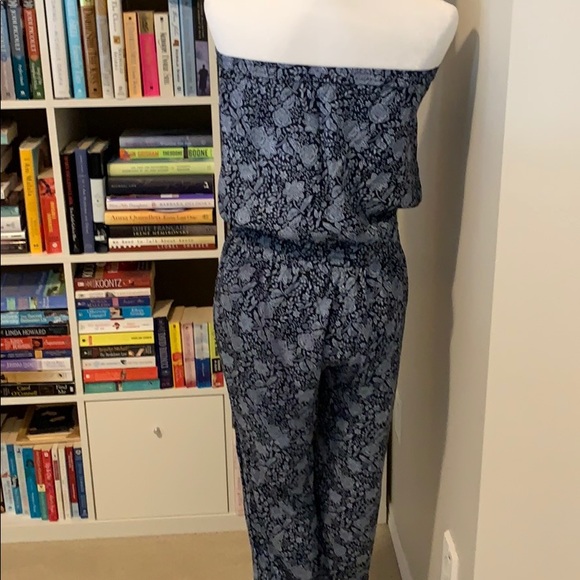 Jumpsuit - Picture 6 of 8